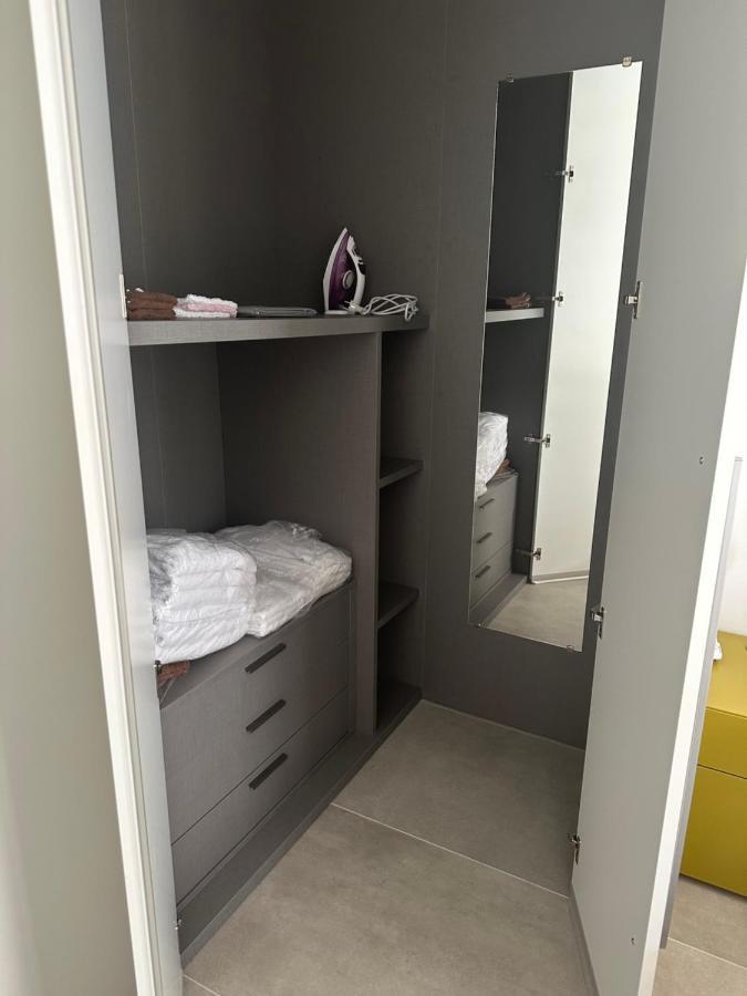Holiday House Al Porto View Lake Peschiera del Garda Ngoại thất bức ảnh