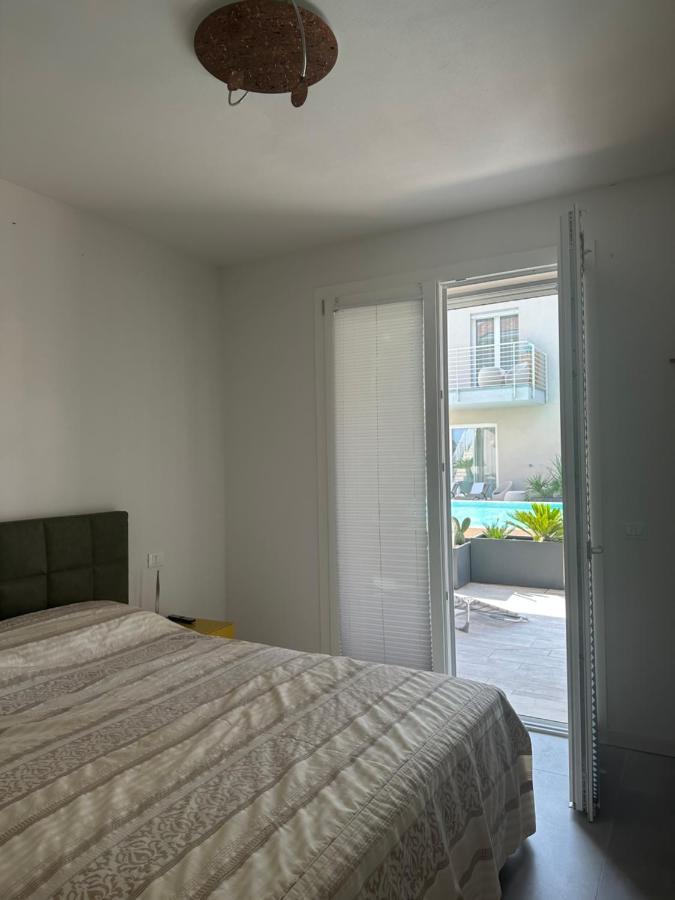 Holiday House Al Porto View Lake Peschiera del Garda Ngoại thất bức ảnh